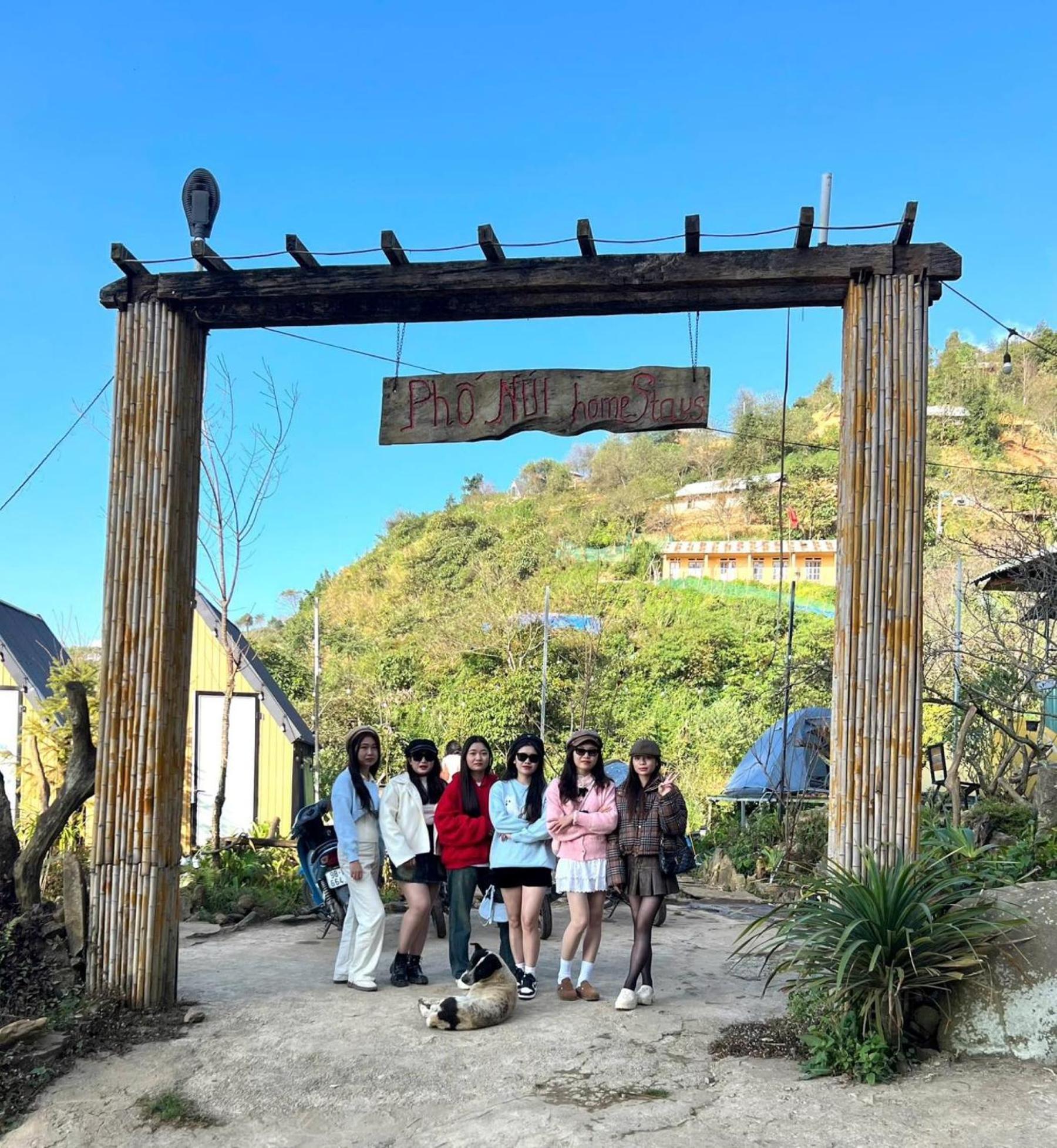 Nha Hang Homestay Pho Nui Bac Yen Εξωτερικό φωτογραφία